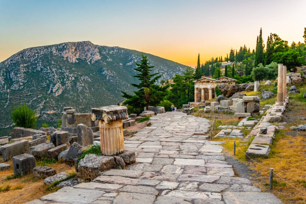 DELPHI 1 OF 3